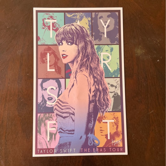 Taylor Swift Other - 🎉HP🎉 Taylor Swift Eras Tour VIP Package 4 Posters with Envelope Folder